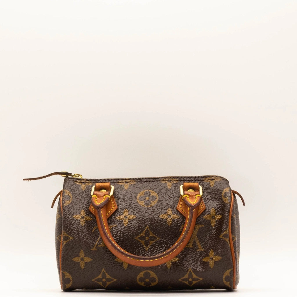 Sac Louis Vuitton Speedy Nano en toile Monogram, sac de luxe d’occasion authentique disponible chez Sorayae